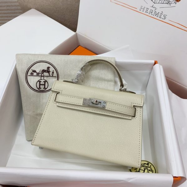 Hermès Kelly Sellier 20 Mushroom Goat Leather Palladium Hardware
