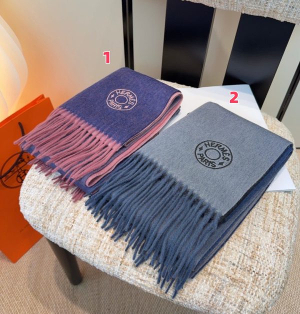 Hermès Reversible scarf 30x185cm