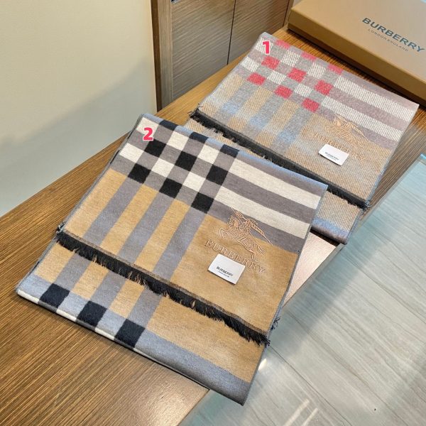 Burberry scarf 45x180cm