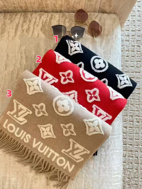 Louis Vuitton scarf 34x220cm