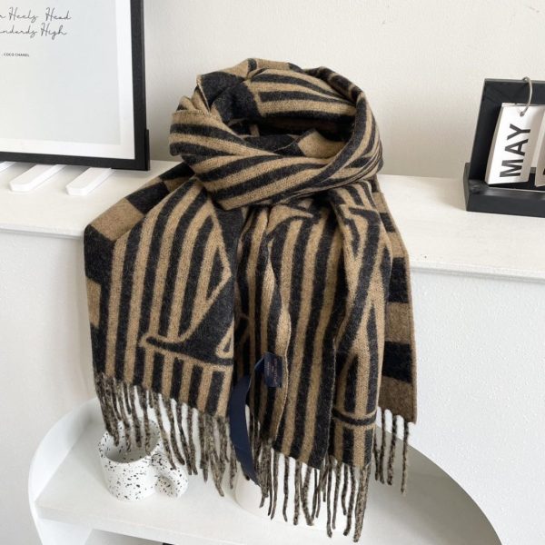 Louis Vuitton scarf 40x205cm 100% cashmere