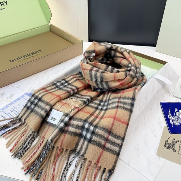 Burberry scarf 30x190cm