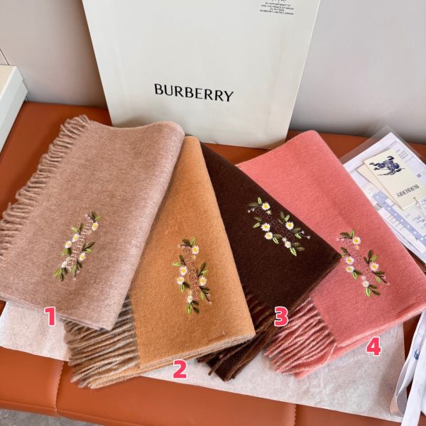 Burberry Double-sided scarf 30x200cm 100% cashmere