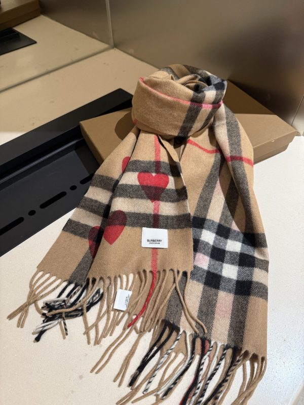 Burberry scarf 30x180cm 2