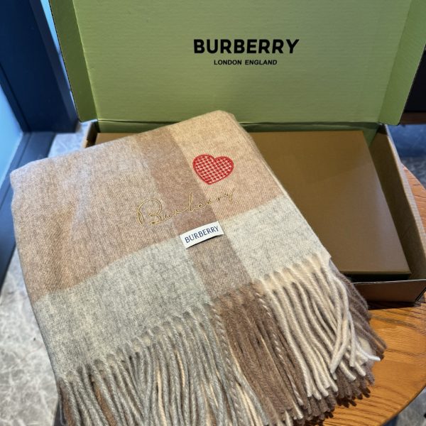 Burberry scarf 60x180cm 100% lambswool