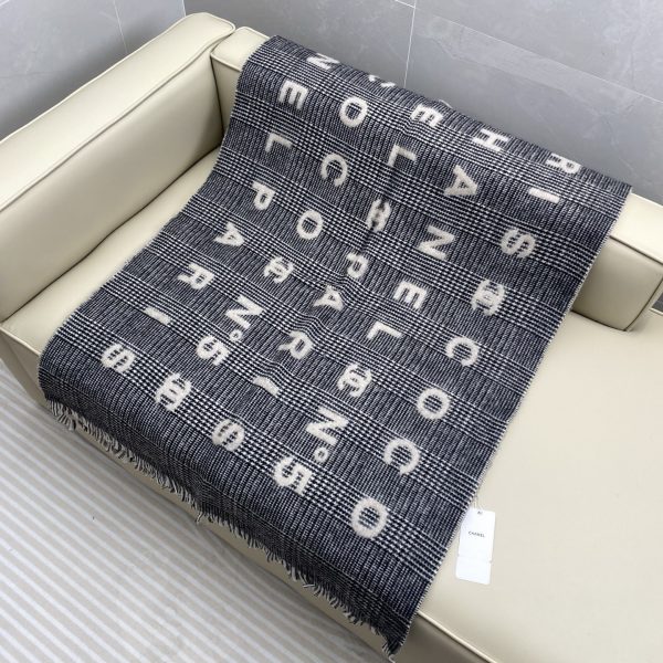 Chanel scarf 60x190cm